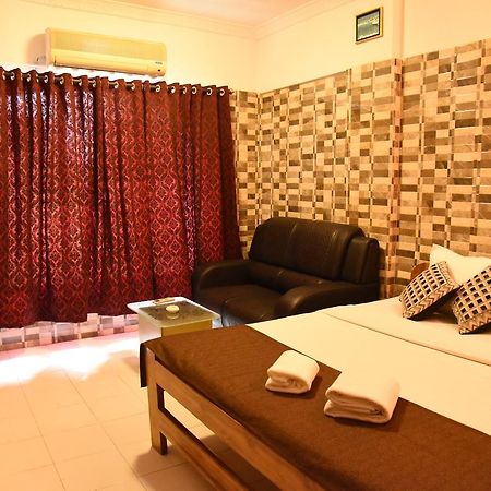 The Sky Inn Navi Mumbai Esterno foto